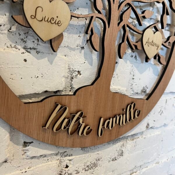 Arbre de vie en bois personnalisable ❝ Notre famille ❞ – Image 3