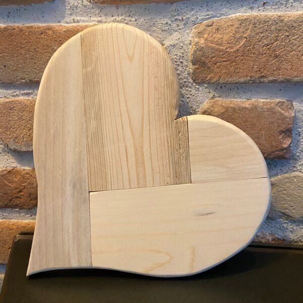 Coeur en bois aspect naturel