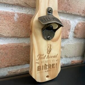 Décapsuleur mural ❝ Tout travail mérite sa bière ❞
