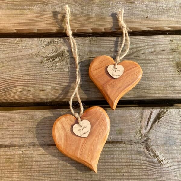 Coeur en bois porte-bonheur – Image 4