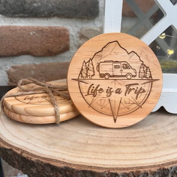 Sous-verres en bois gravés – Thème voyage & road trip