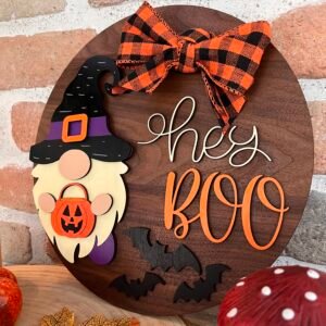 Décoration Halloween en bois avec gnome sorcier