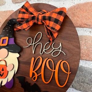 Décoration Halloween en bois avec gnome sorcier