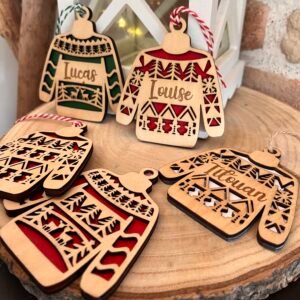 Pull de Noël en bois à accrocher – Personnalisable